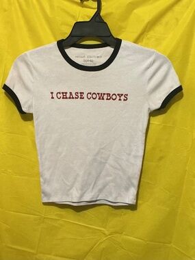 “I Chase Cowboys” Y2K Style Crop T-shirt